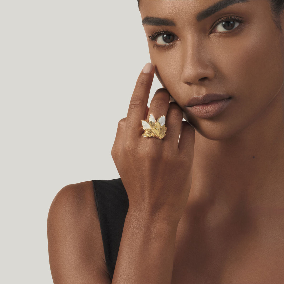 Giovanni Raspini skin ring mother of pearl Ring in 925 silver plated 18 kt gold and mother of pearl 12523