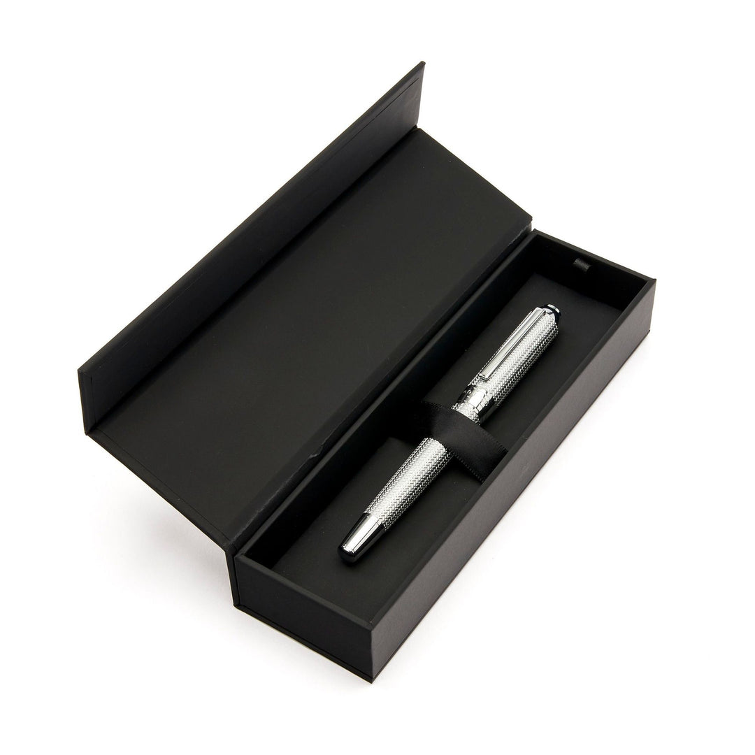 Hugo Boss Elemental Silver fountain pen HSI4652C
