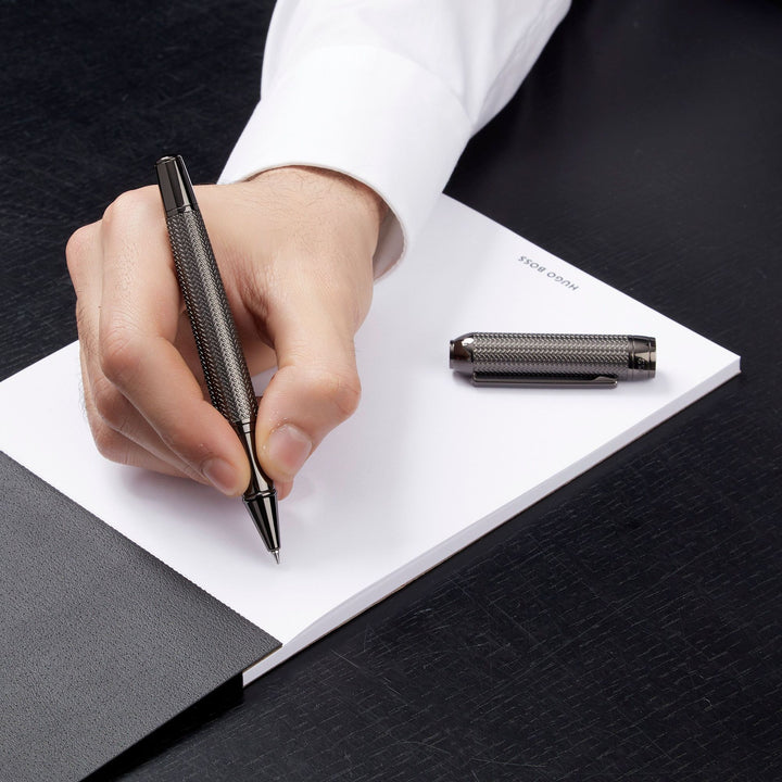 Hugo Boss Elemental Gun ballpoint pen HSI4655D
