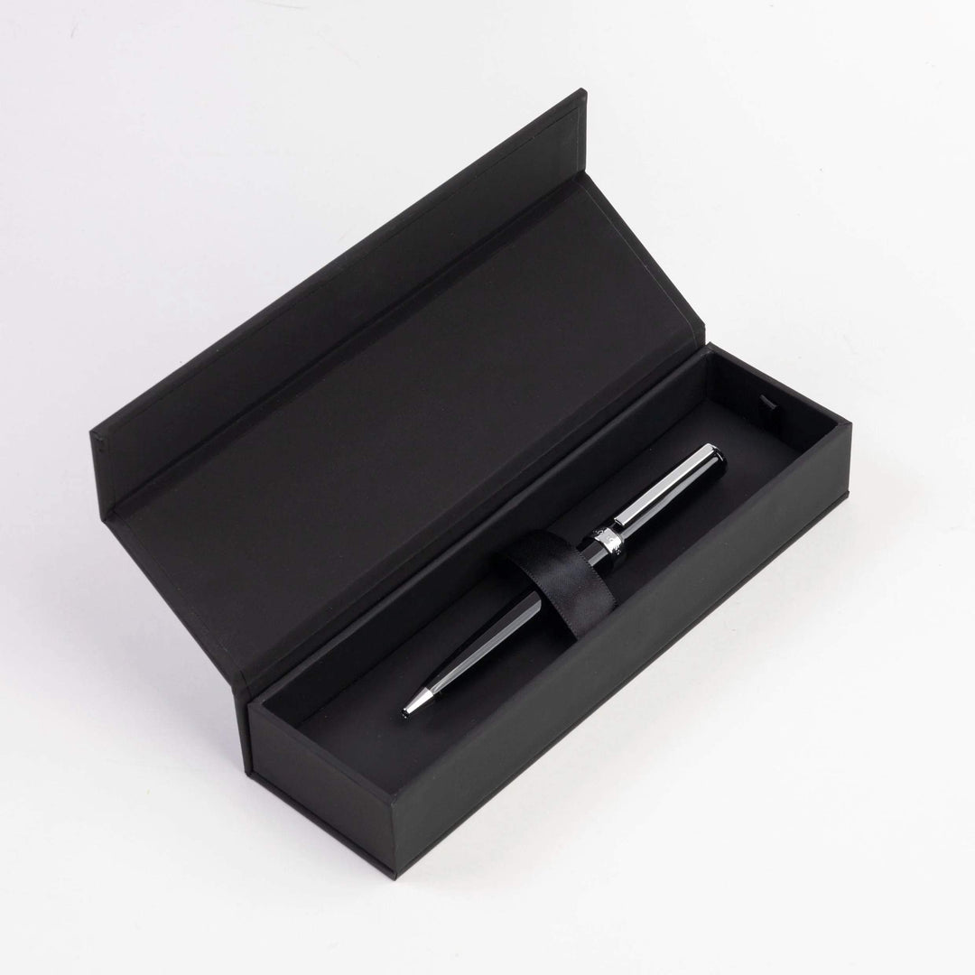 Hugo Boss Gear Icon Ballpoint Pen Black HSN2544A