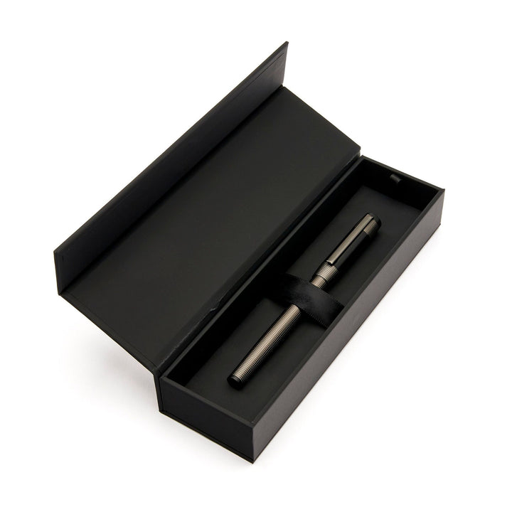 Hugo Boss Rive Gun HST4965D ballpoint pen