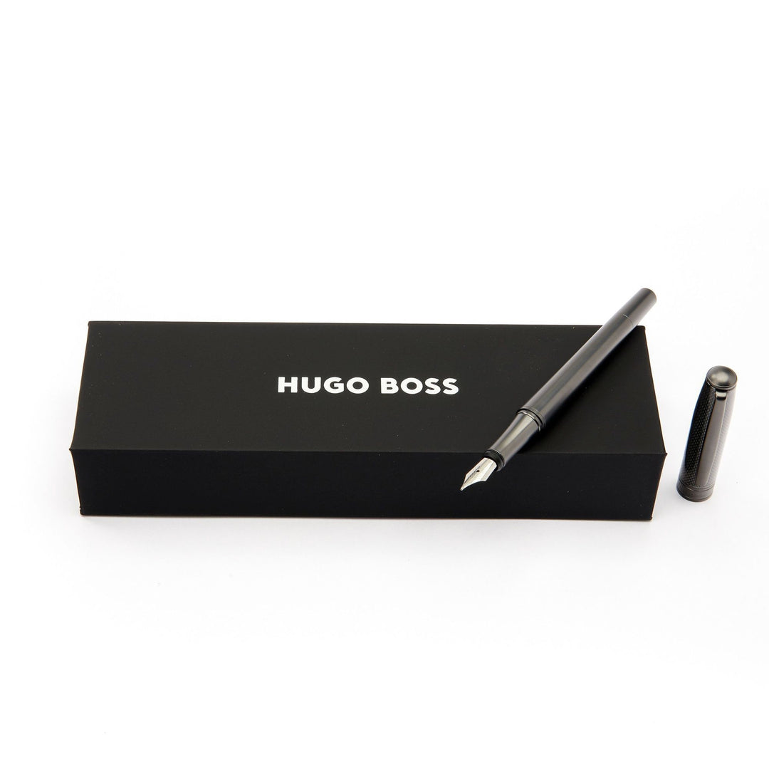 Hugo Boss Essential Metal Gun fountain pen HSY4872D