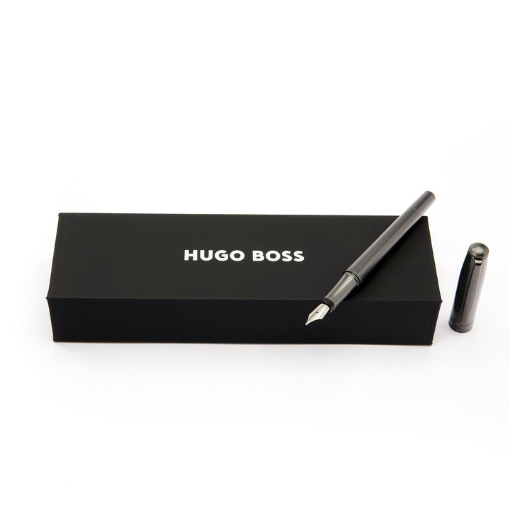 Hugo Boss Essential Metal Gun fountain pen HSY4872D