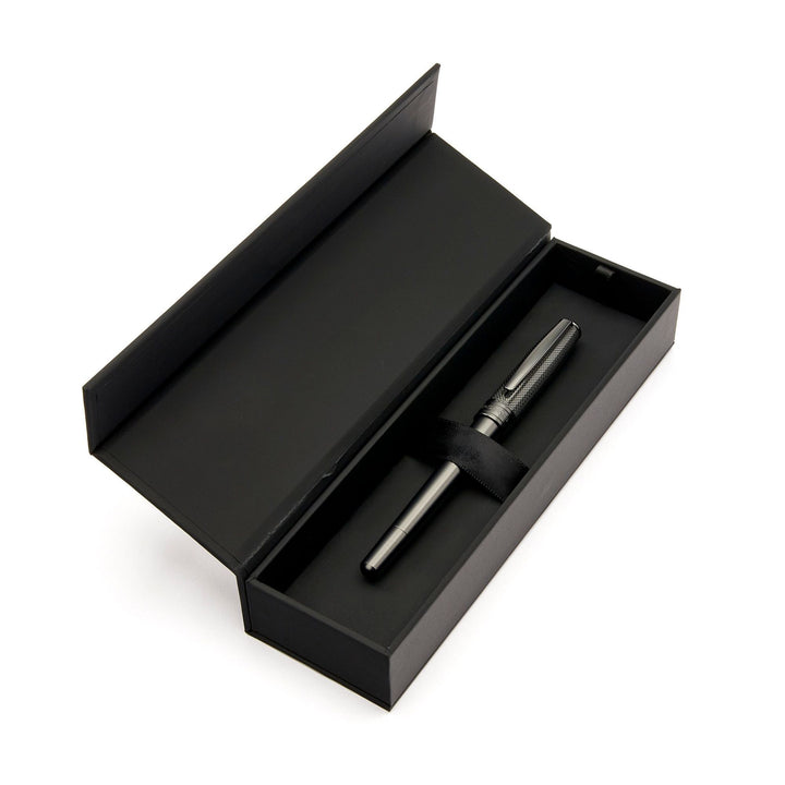 Hugo Boss Essential Metal Gun fountain pen HSY4872D