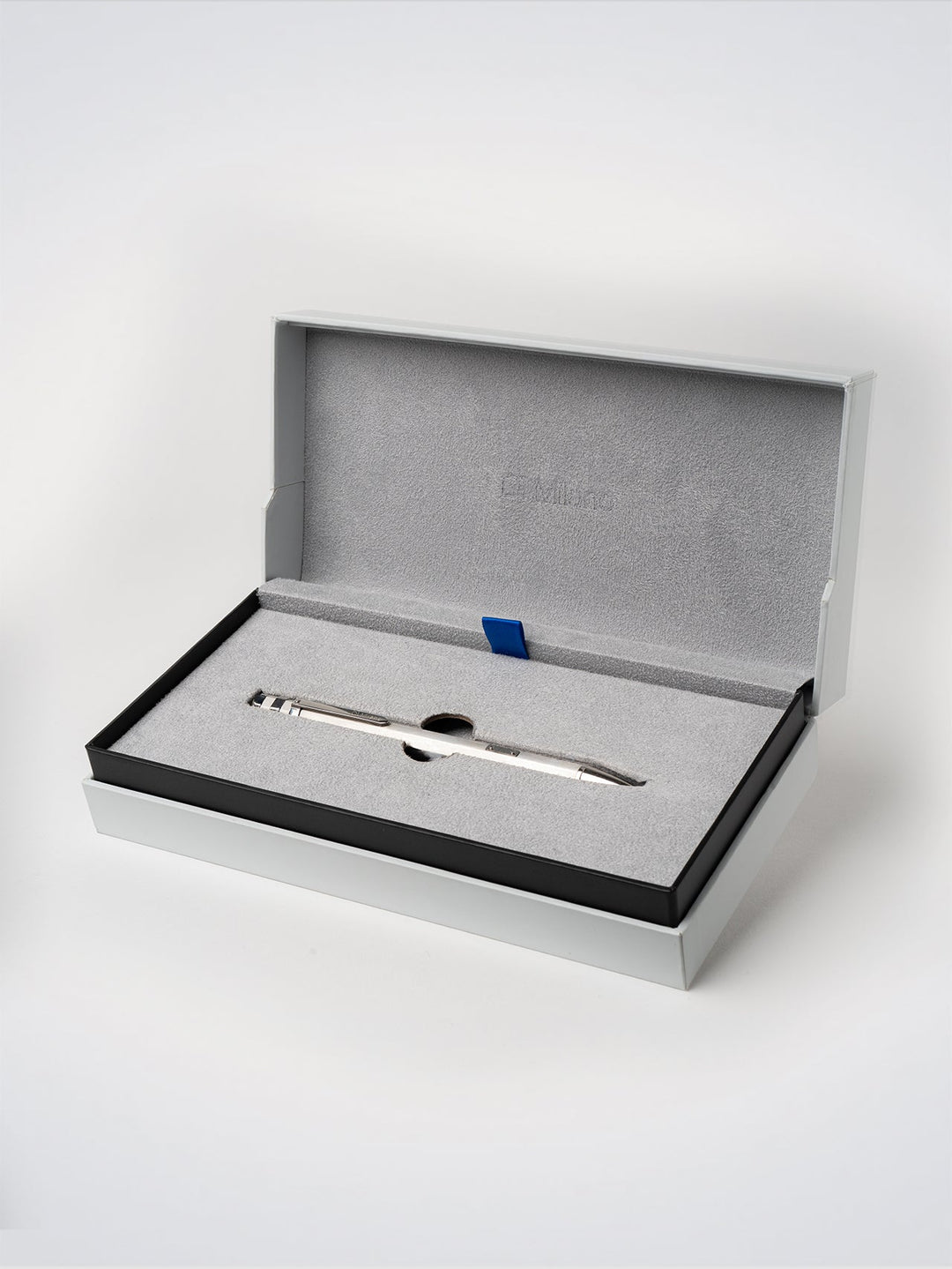 D1 Milano Ballpoint Pen Silver D1-PNSTU001