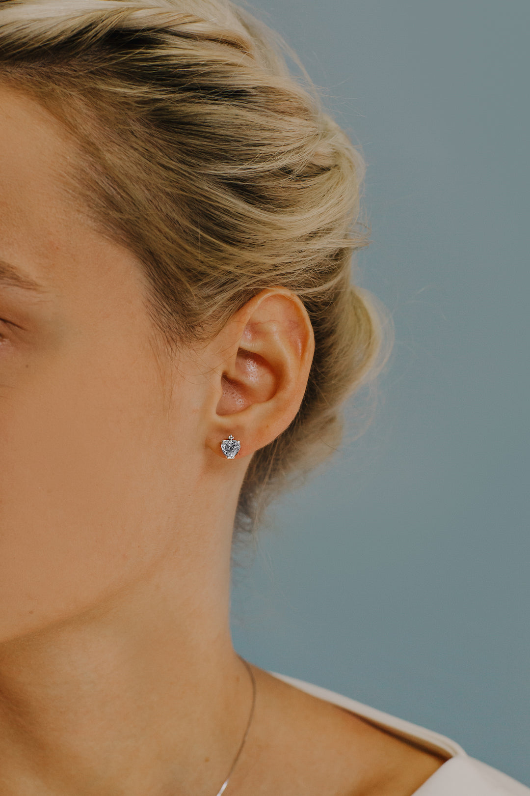 Comete Gold Earrings with Diamonds and Aquamarine Heart ORQ235