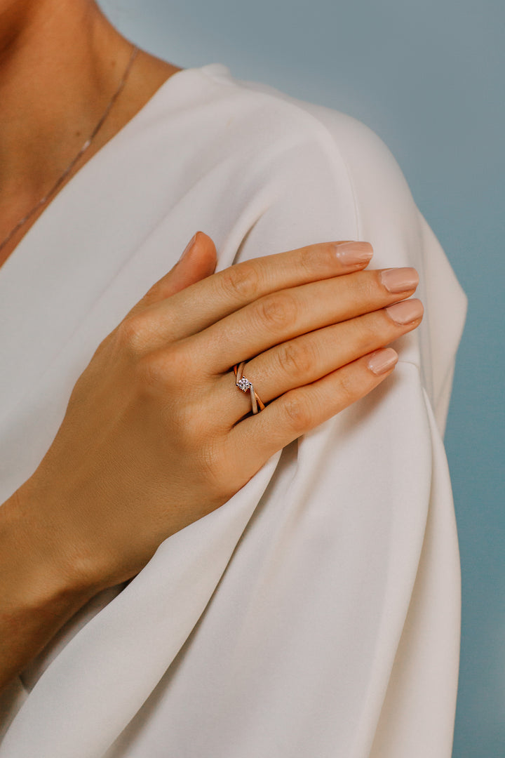 Comete Two-tone Solitaire in Gold and Diamond ANB2371