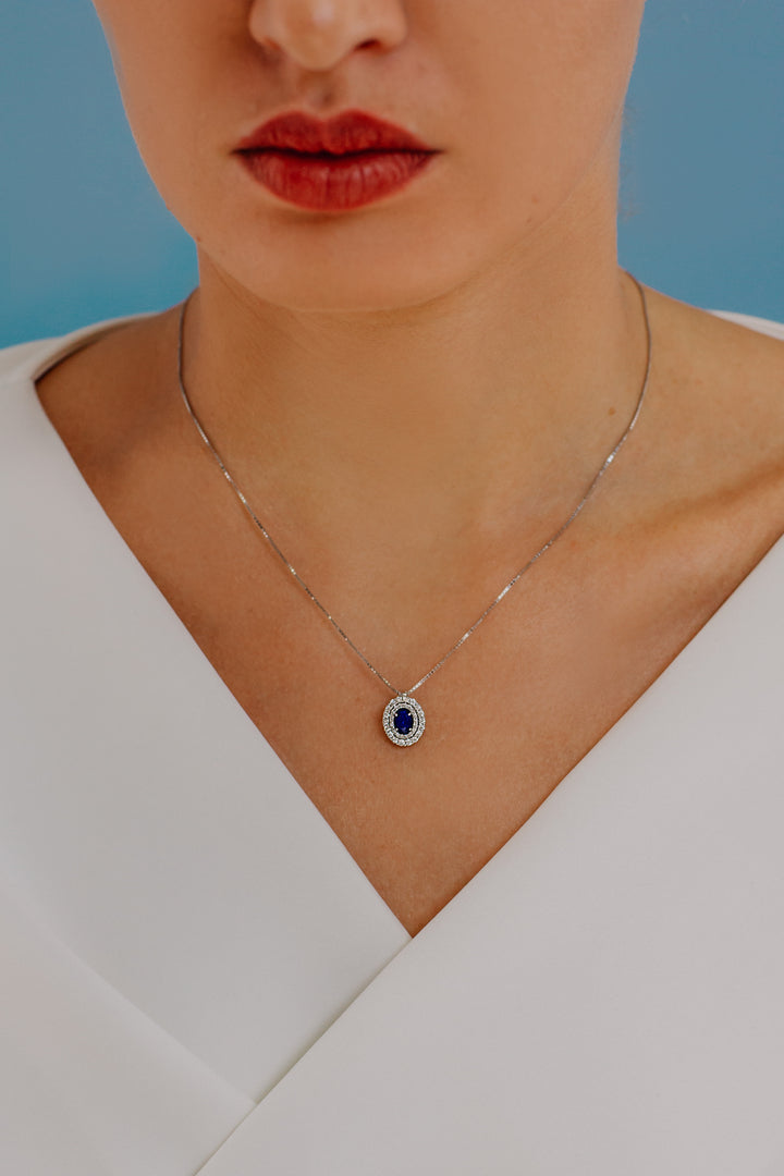 Comete Necklace in Gold, Diamonds and Oval Blue Sapphire GLB1474