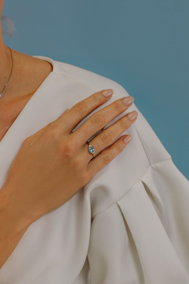 Comete Gold Ring with Diamonds and Aquamarine old cut ANQ308