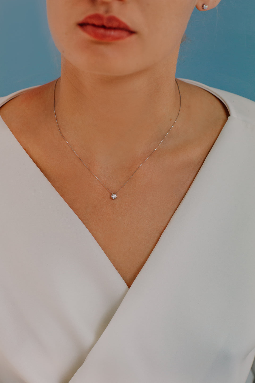 Comete Necklace Round light point in Gold and Diamond GLB1421