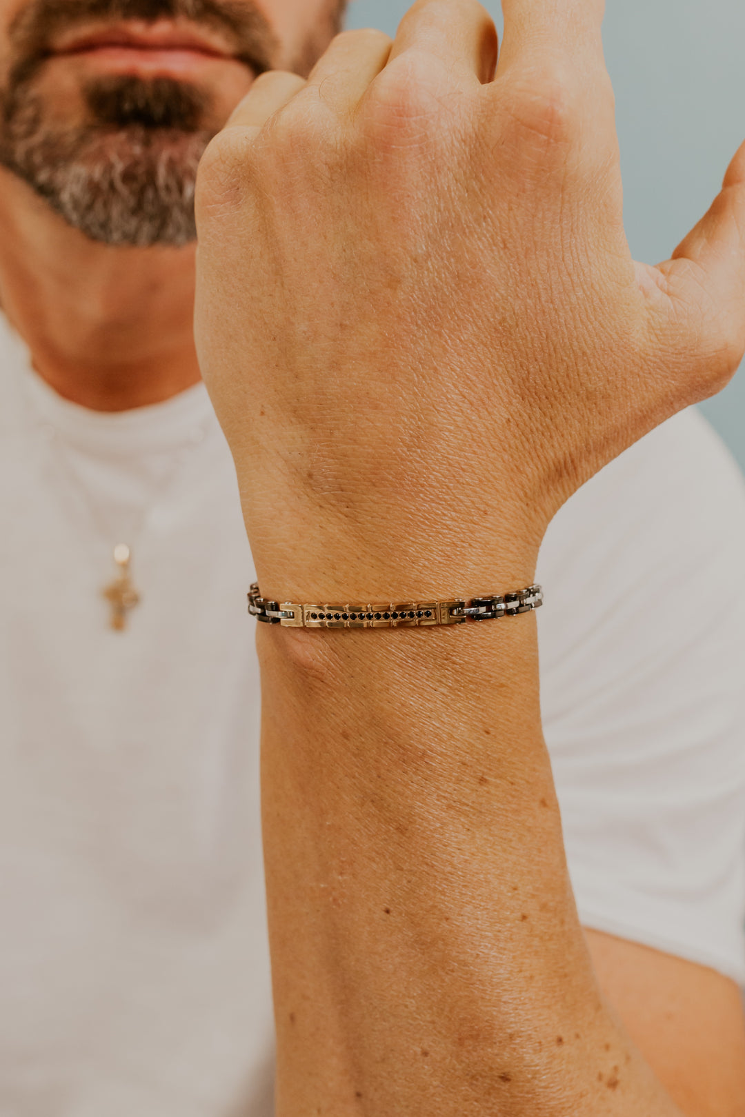 Comete Steel bracelet with black PVD, rosé and black zircons UBR1191