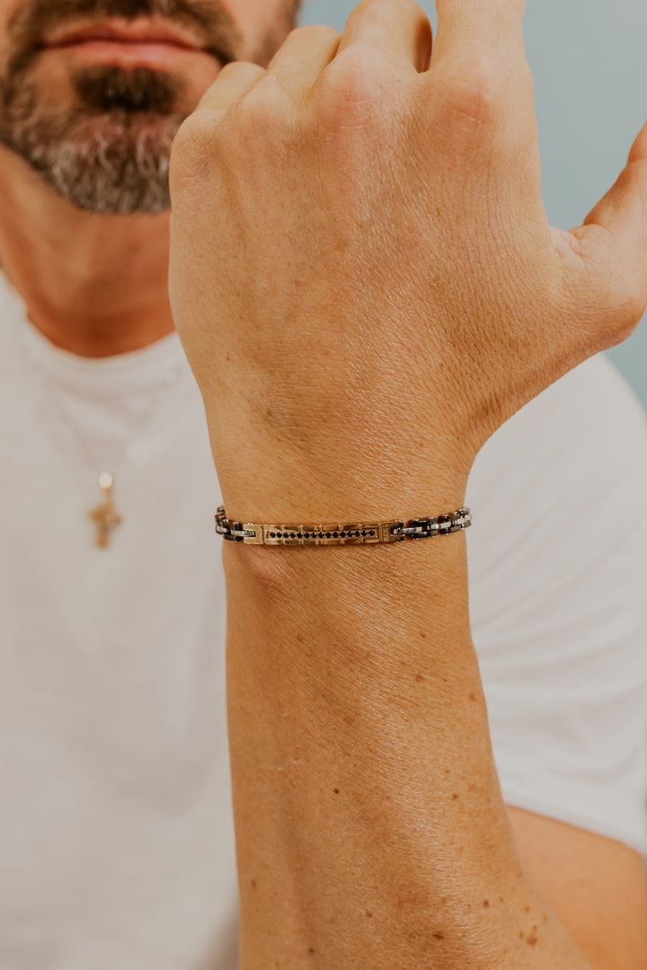 Comete Steel bracelet with black PVD, rosé and black zircons UBR1191