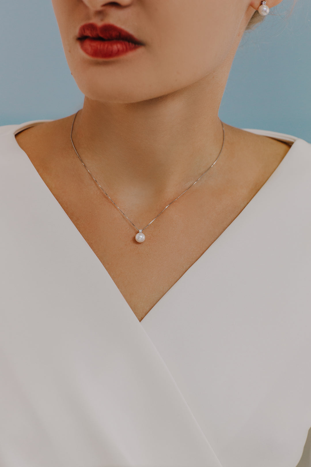 Comete Necklace Light Point Akoya Pearl in Gold and Diamond GLP539