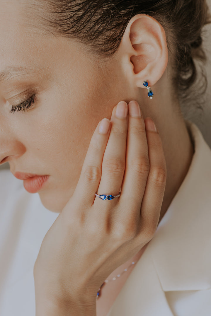 Comete Half earring in white gold with diamonds and blue sapphires ORB10601/2