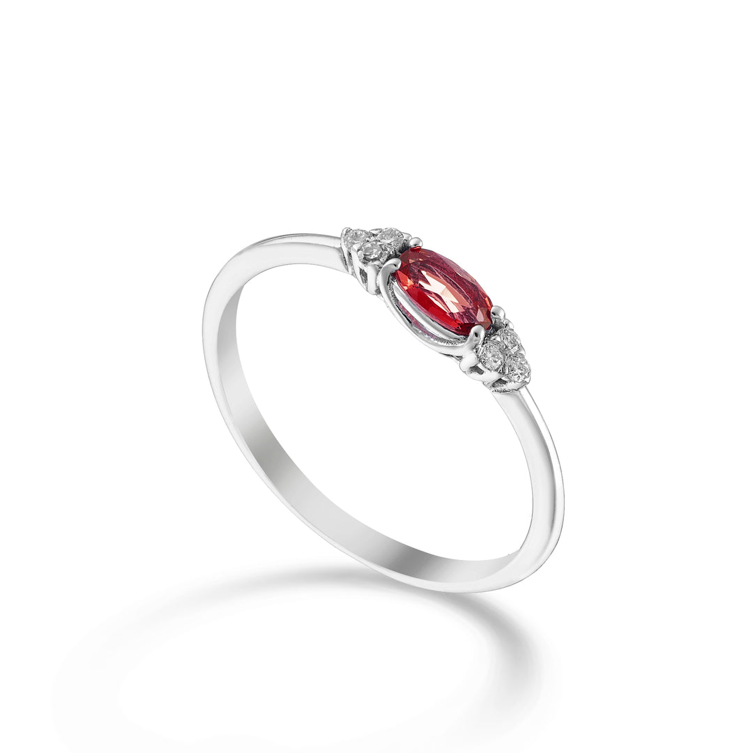 Mikiko an 9k ruby ​​n. 5x3 oval arranged lengthwise and side diamonds MA5212R4RBN028