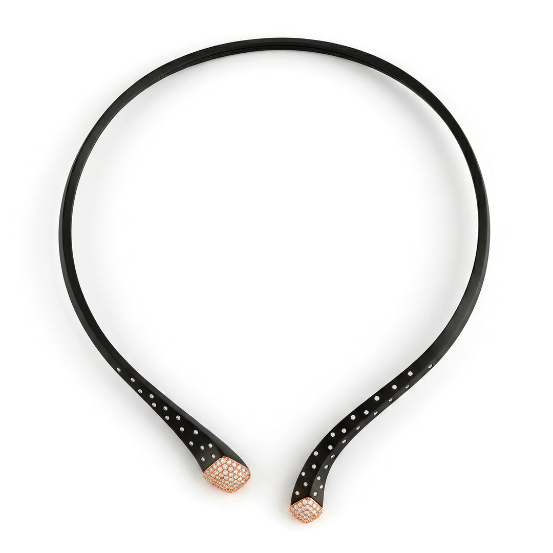 Golay necklace in black titanium and 18k gold with diamonds on the opening GD020O3DINE