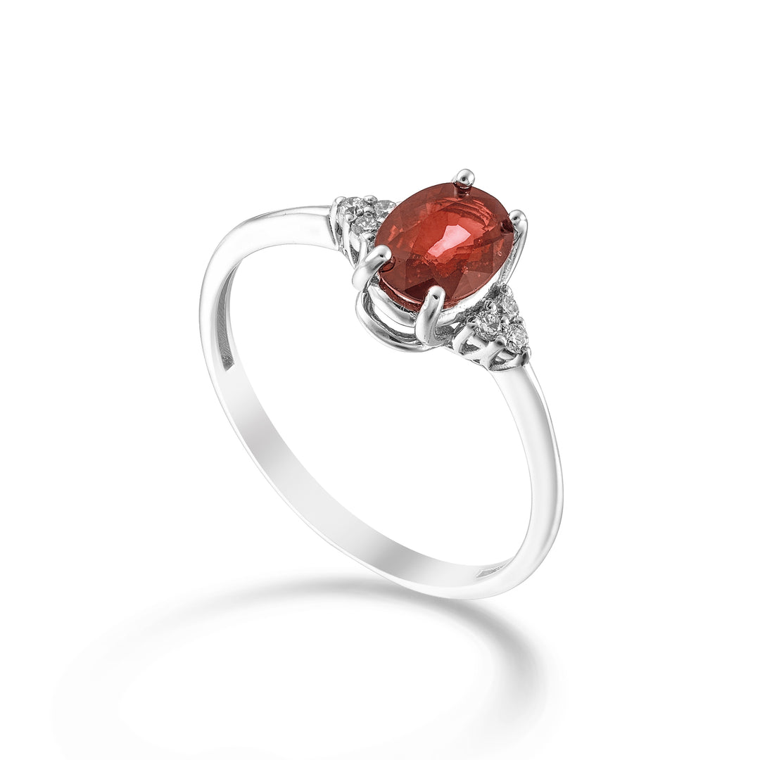 Mikiko an 18k ruby ​​n. 7x5 oval and side diamonds MA5210O4RBN080