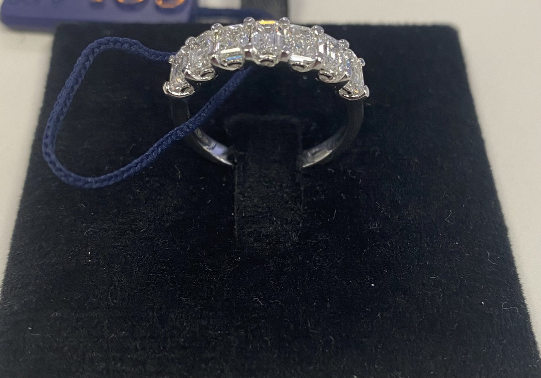 Golay linear riviera ring with 7 emerald cut diamonds AR7LEM-23019110042