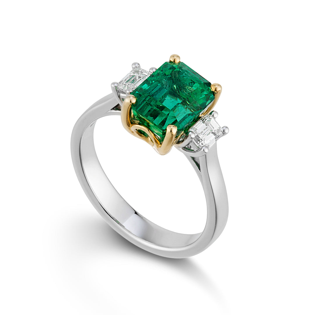 Golay octagonal emerald ring 9x7 and side emeralds ACL470DSM97-25064110265