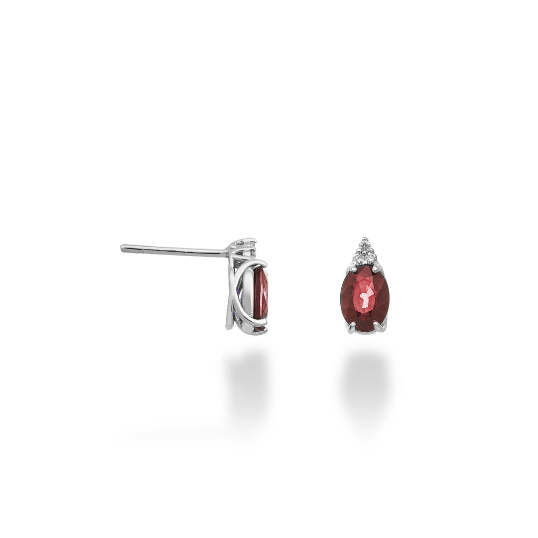 Mikiko or 9k ruby ​​n. 7x5 oval and three diamonds MO5172R4RBN160