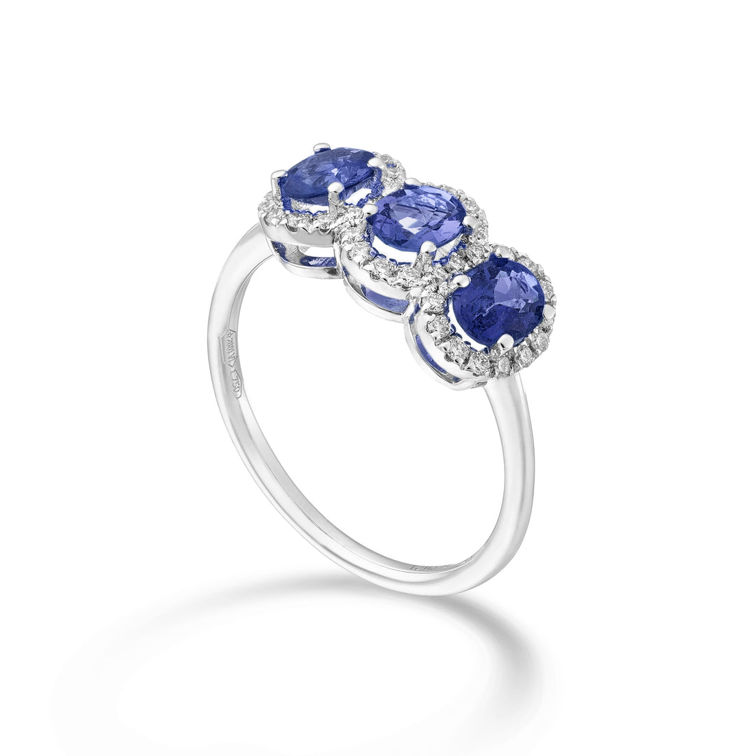 Mikiko an 18k sapphire trilogy nat. oval 5x4 ct. 1.20 diam. ct.0.21 MA5194O4ZBN54