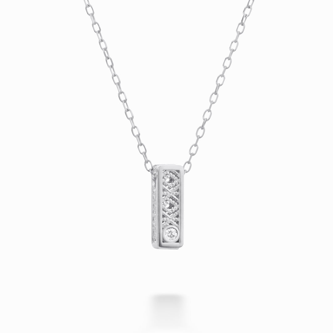 Nihama cl 18k letter i white gold diam. ct.0,01 NDLETHIUM4