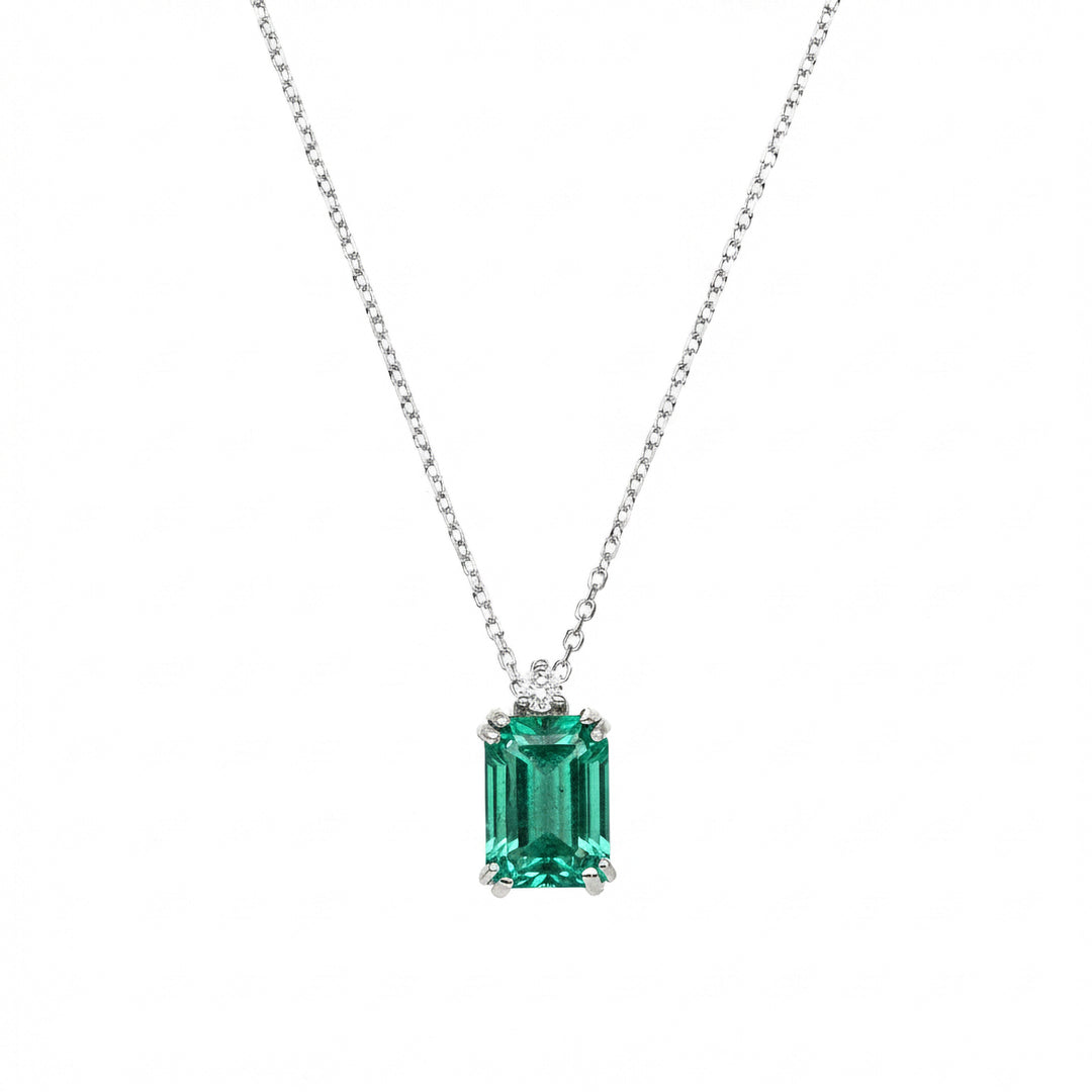 Mikiko cl 18k emerald lab. cut sm 6x4 ct.0,50 diam. ct MPCL090DISMRE1O4