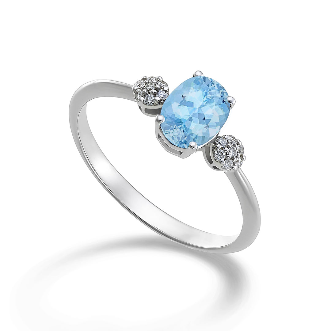 Mikiko an 18k oval aquamarine 7x5 ct.0.50 diam. ct.0.08 MA5058O4AM