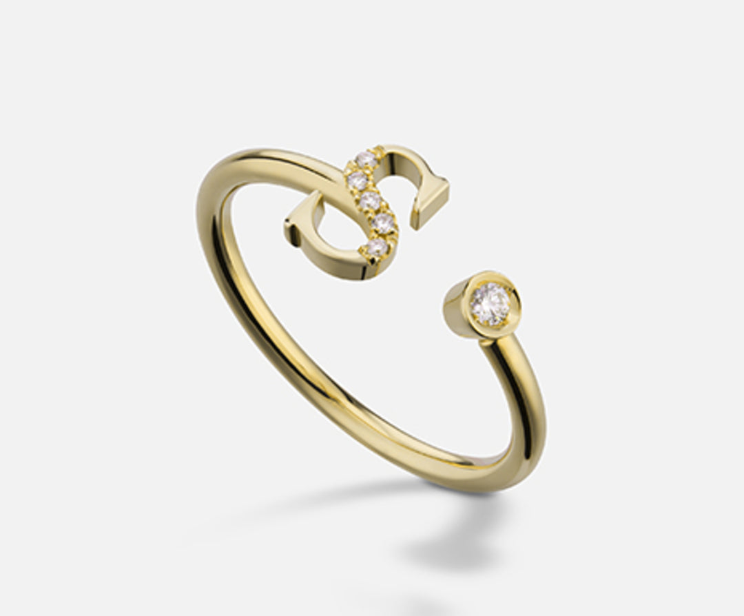 Golay an 9k letter s big yellow gold diam. ct.0.06 GAFSD2R1