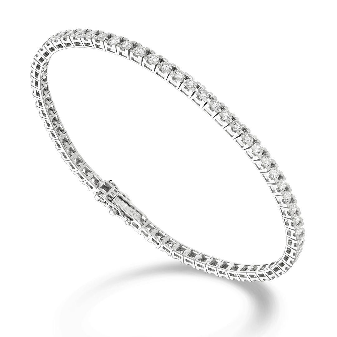 World Diamond Group light square bezel tennis bracelet 0.015 ct each BTQ800D0017-170-26044110160