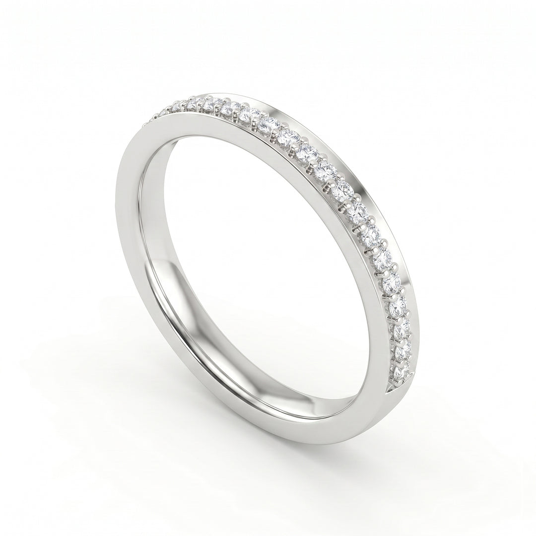 World Diamond Group an 18k narrow band half round track, with diamonds GAFEDEMG07DIO4-20
