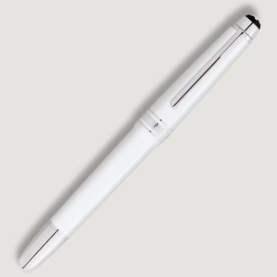 Montblanc Meisterstück Classique fountain pen white tip M 137120
