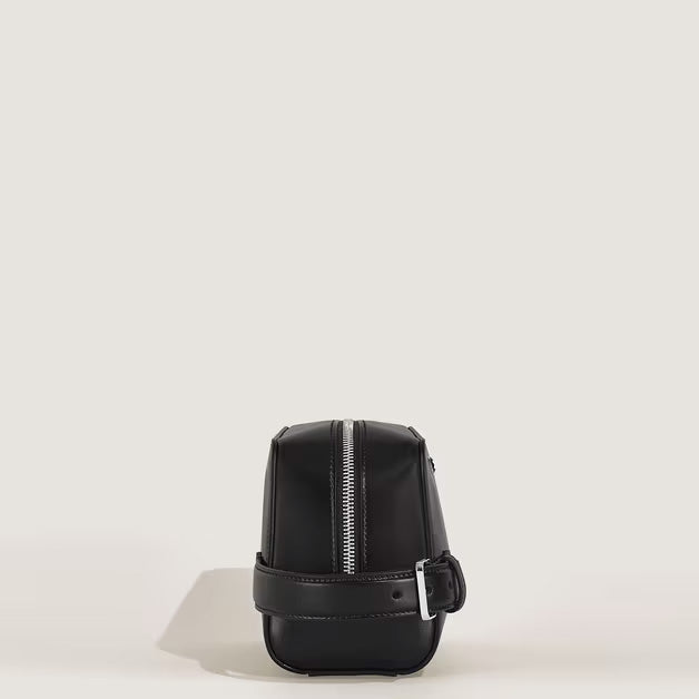 Montblanc Meisterstück leather toiletry bag black 220408