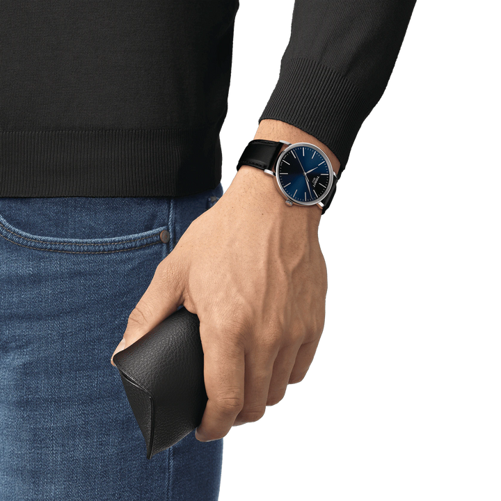 Tissot घड़ी हर समय Gent 40 मिमी नीले क्वार्ट्ज स्टील T143.410.16.041.00